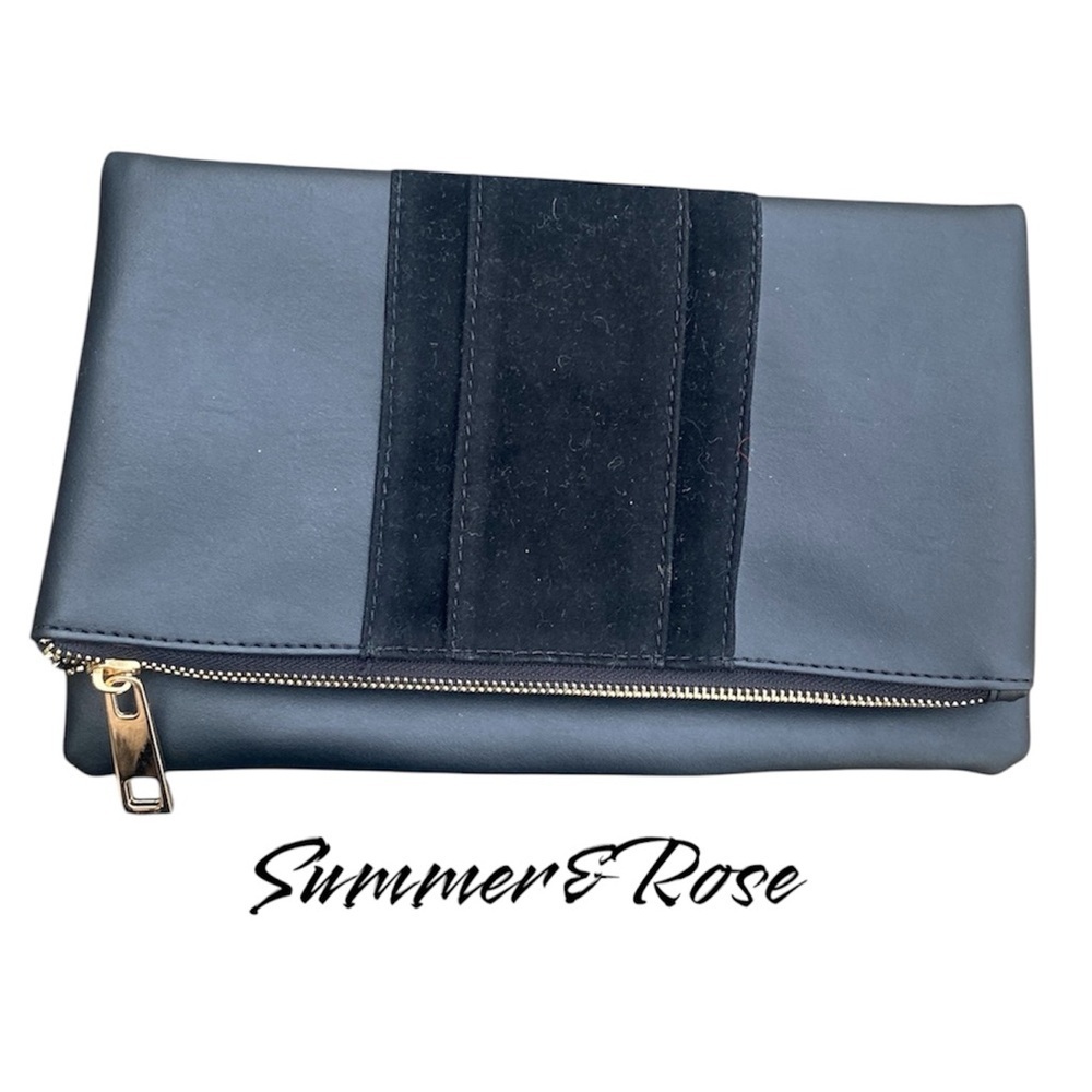 Summer & Rose Women Black Folding Clutch One Size